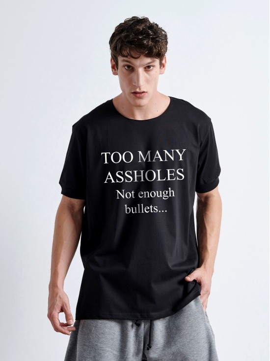 TOO MANY ASS*  T-shirt