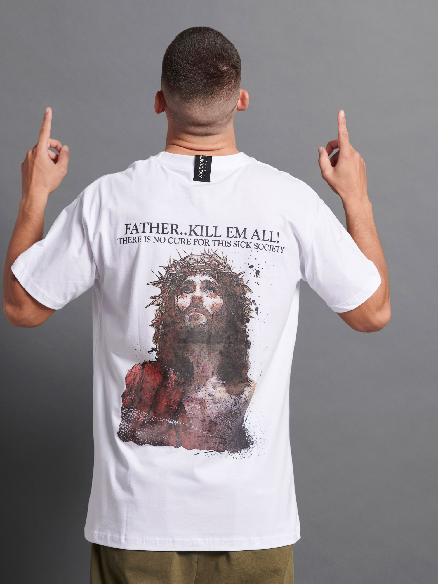 Pray box t-shirt